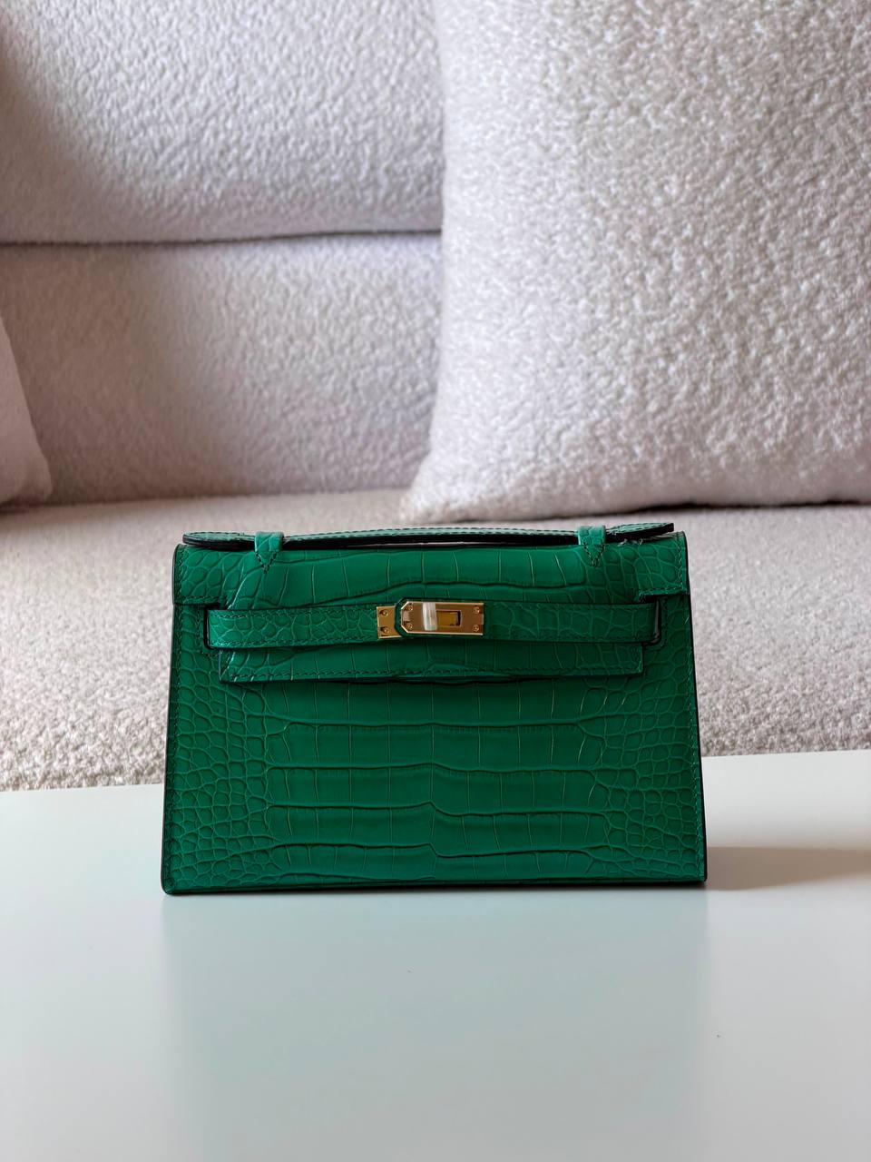 Hermes pochette 21cm💕master quality😍with box❤️
340 dhs💛

Zain52
♥️♥️♥️