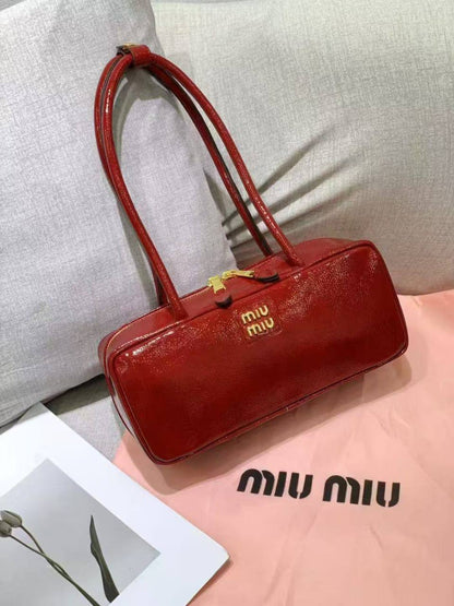 MiuMiu 
80 dhs🪙🌨️

Zain42
♥️♥️♥️