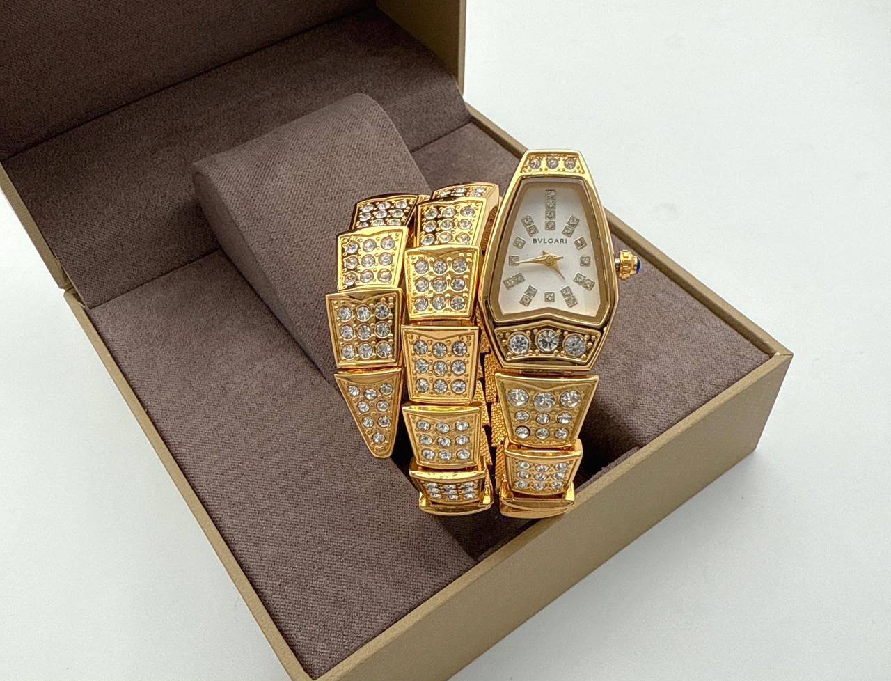 Bvlgari
90 dhs🇦🇪🇦🇪

Zain45
♥️♥️♥️