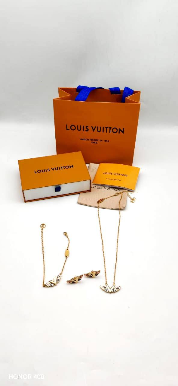 LV

140 dhs🇦🇪🇦🇪 
Zain122
♥️♥️♥️