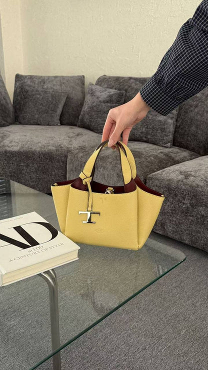 TODS
100 dhs✅

Zain143
♥️♥️♥️