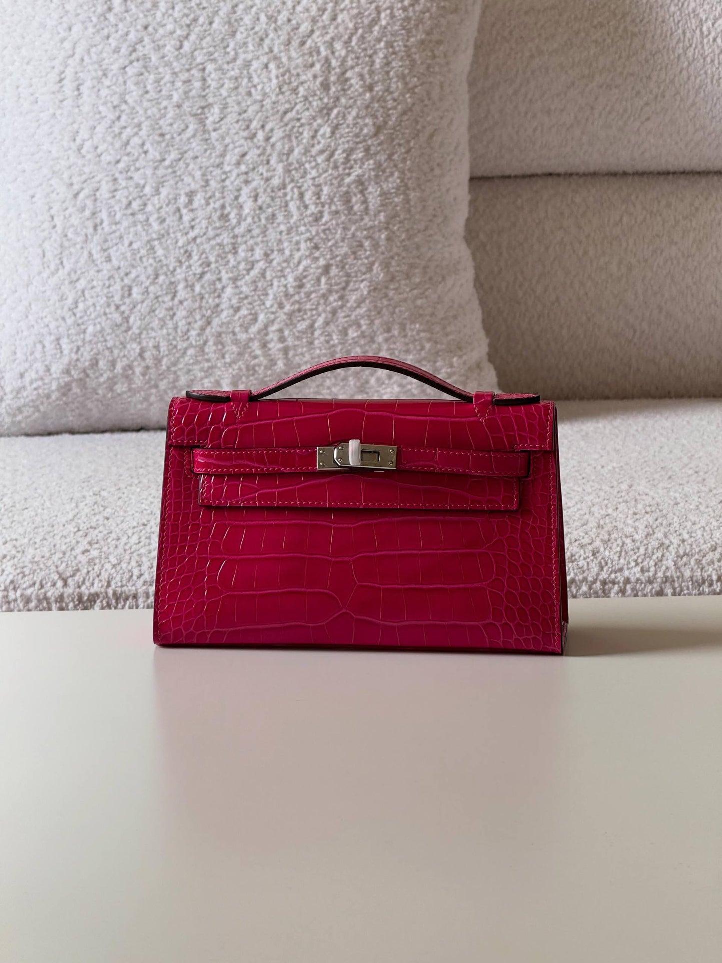 Hermes pochette 21cm 💕master quality😍with box❤️
550 dhs🪙🌨️

Zain52
♥️♥️♥️