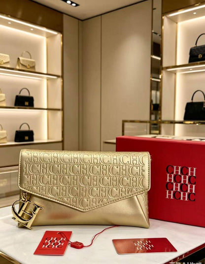 CH - Gucci - MK
95 dhs✅
Size：21*13

Zain07
♥️♥️♥️