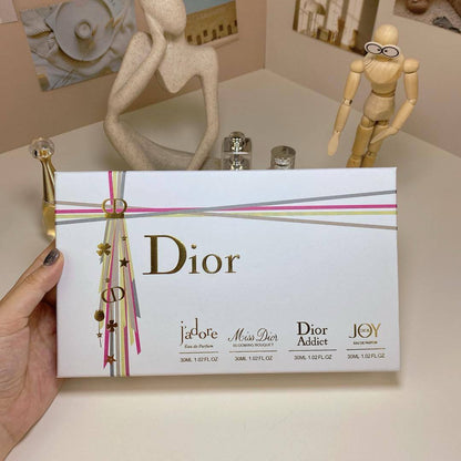 Dior Set
30 ml each 
60 dhs💓

Zain24
♥️♥️♥️
