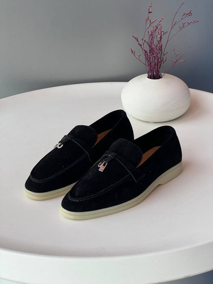 Loro Piana 🧶
Size 36-41
_Super master high quality_🪡
450 dhs✅

Zain176
♥️♥️♥️