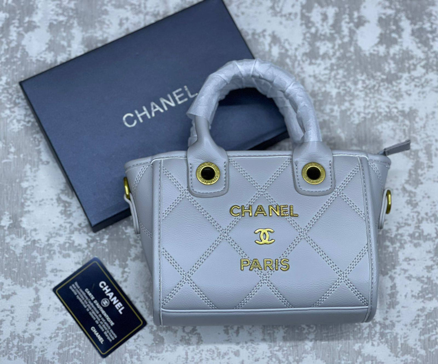 Chanel
95 dhs🗽

Zain175
♥️♥️♥️