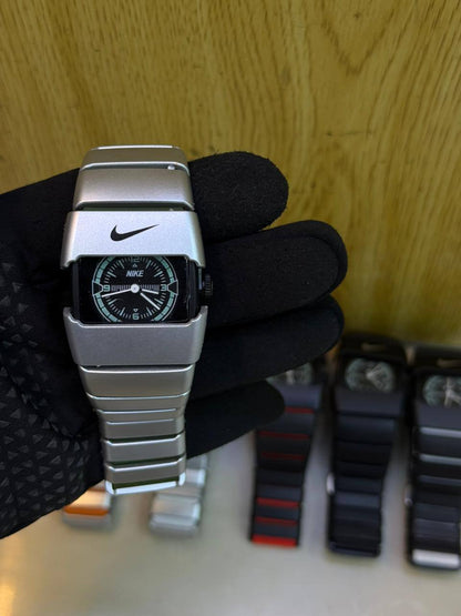Nike
45 dhs🪙💚

Zain29
♥️♥️♥️