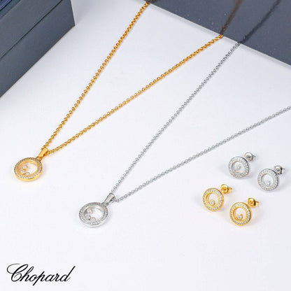 Chopard SET
MASTER
85 DHS🇦🇪🇦🇪
Necklace  &  Earrings
With Box And Paper Bag🛍️🎁

Zain89
♥️♥️♥️