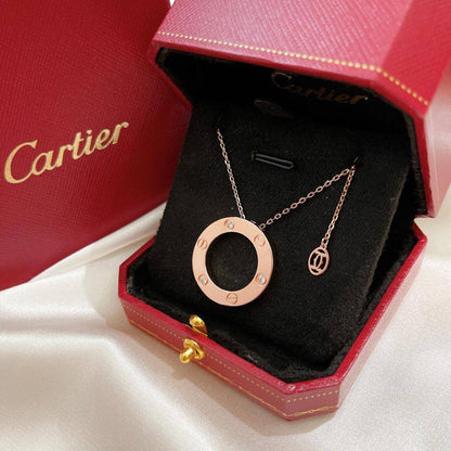 CARTIER 
STONE NECKLACE
MASTER💫✨
60 DHS✅
WITH BOX AND PAPER BAG🛍️🎁

Zain89
♥️♥️♥️