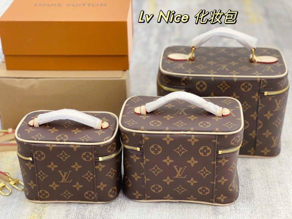 LV
1set 

high quality 
With box

270 dhs🇦🇪🇦🇪

Zain26
♥️♥️♥️