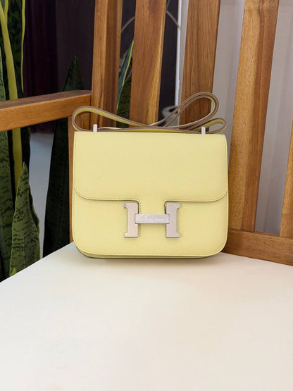 HERMES 
Super Master Quality ⚡️
With Mirror🪞
Original Packing 🎁
Size 18CM📏
For Price 👇 WhatsApp✅
0568585901 
0507557372
0552275751 Owner Zain 👌

Zain321
♥️♥️♥️