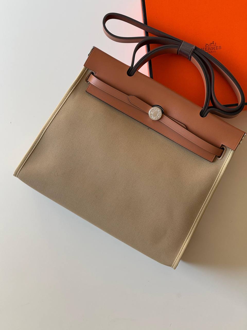 Hermes
Herbag 31cm💥Master quality ✅with box📦
610 dhs💓

Zain52
♥️♥️♥️