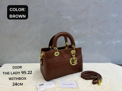 Dior
ᴛʜᴇ ʟᴀᴅʏ ʙᴀɢ 𝟗𝟓.𝟐𝟐
ᴡɪᴛʜʙᴏx
🎁🎁🎁

ʟᴀᴍʙsᴋɪɴ ᴍᴀᴛᴇʀɪᴀʟ
sɪᴢᴇ:𝟐𝟒ᴄᴍ
120 dhs✅

Zain31
Zain56
♥️♥️♥️