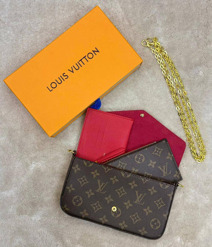 LV 
GOOD QUALITY 💯
WITH BOX 📦 
🎁🎁🎁

GOLSSY 
75 dhs🪙💚

MATE FLOWER 
75 dhs🪙💚

Zain28
♥️♥️♥️
