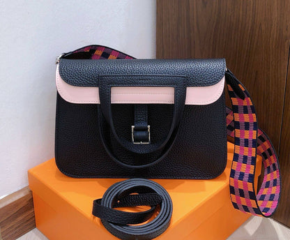 Hermes 
Master 👌
380 dhs❣️
#23cm
#with box💕💕🙋‍♂️

Zain228
♥️♥️♥️