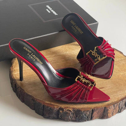 YSL 
260 dhs✅
*SIZE  36   TO   42*

Zain224
♥️♥️♥️