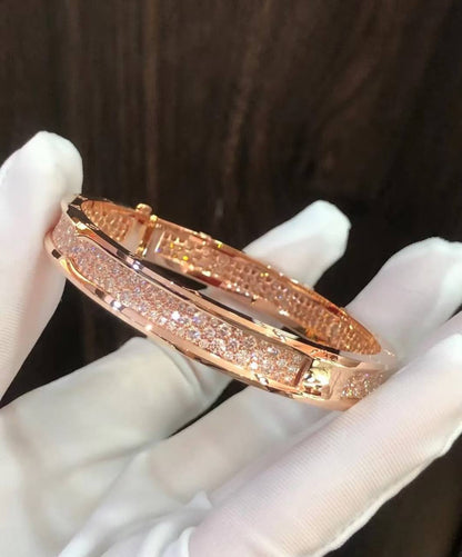 Bulgari bangle

Master quality 

110 dhs🇦🇪🇦🇪
normal box 📦

Zain48
♥️♥️♥️