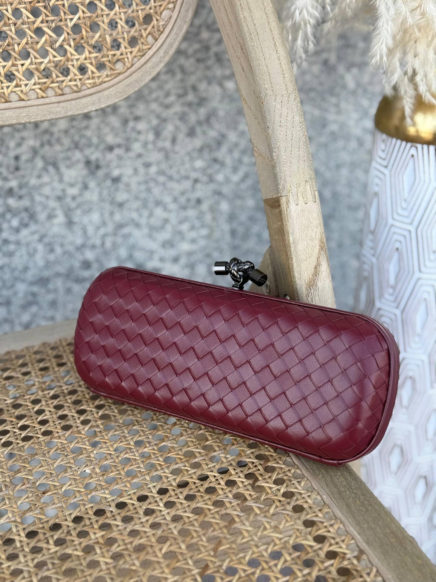 BOTTEGA VENETA
24cm
330 dhs🌺
Super Master Quality✨✨✨
With box🎁

Zain167
♥️♥️♥️