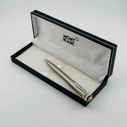 Pen
 
Good quality 

50 DHS🇦🇪🇦🇪

Zain182
♥️♥️♥️