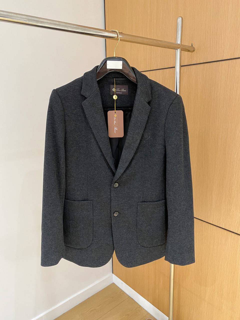 LORO PIANA

Super Master quality

Sizes:M L XL

600 dhs🇦🇪

Zain330
♥️♥️♥️