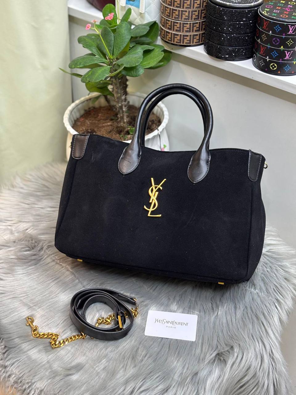 YSL
SIZE………. 35 CM🌷
110 dhs✅

Zain244
♥️♥️♥️