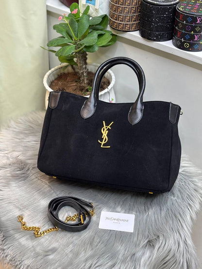 YSL
SIZE………. 35 CM🌷
110 dhs✅

Zain244
♥️♥️♥️