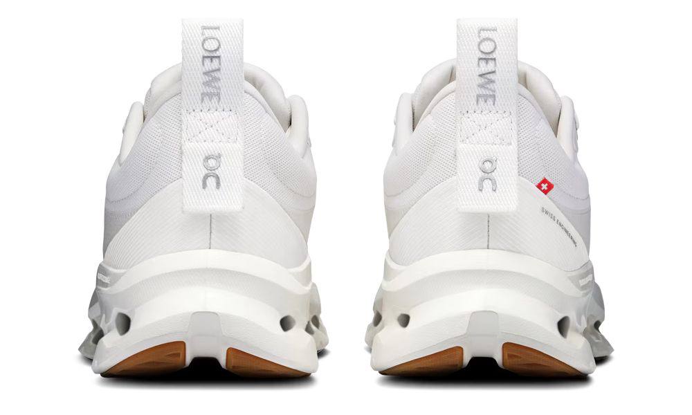 LOEWE x On Cloudtilt 2 ‘White’🤍
36-45 AVAILABLE 🤩
210 dhs🪙💚

Zain242
♥️♥️♥️