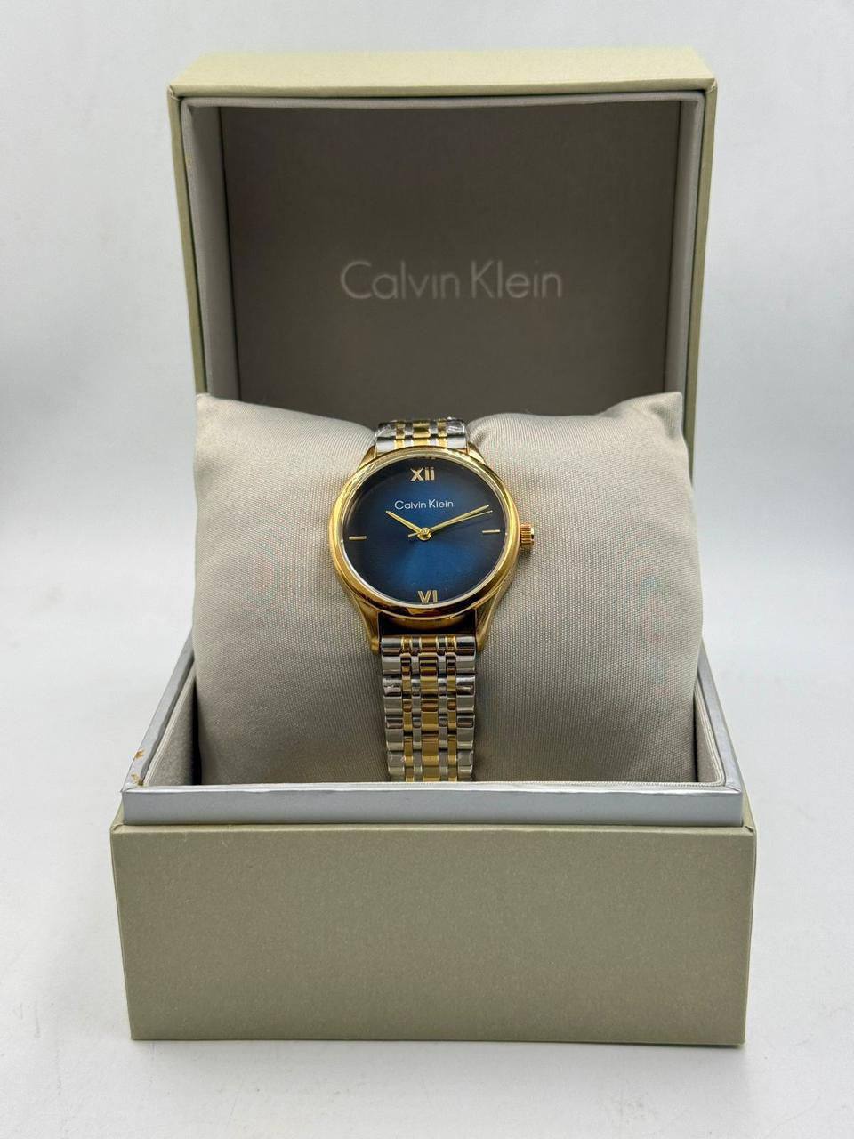 Calvin Klein Ladies 
60 dhs✅

Zain08
♥️♥️♥️