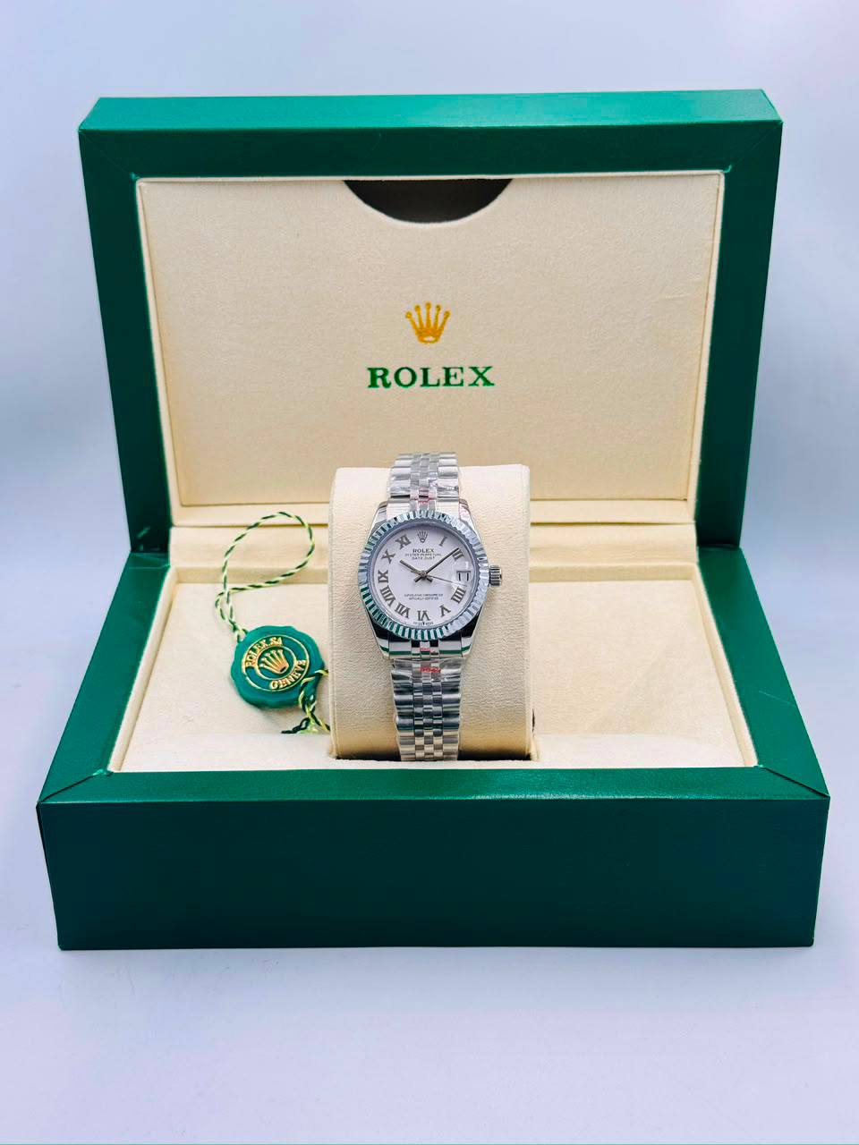 Rolex Ladies Master quality
*Automatic*
230 dhs✅

Zain08
♥️♥️♥️