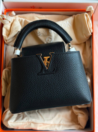 LV

For Price 👇 WhatsApp✅
0568585901 
0507557372
0552275751 Owner Zain 👌

ZainETAG 4
♥️♥️♥️