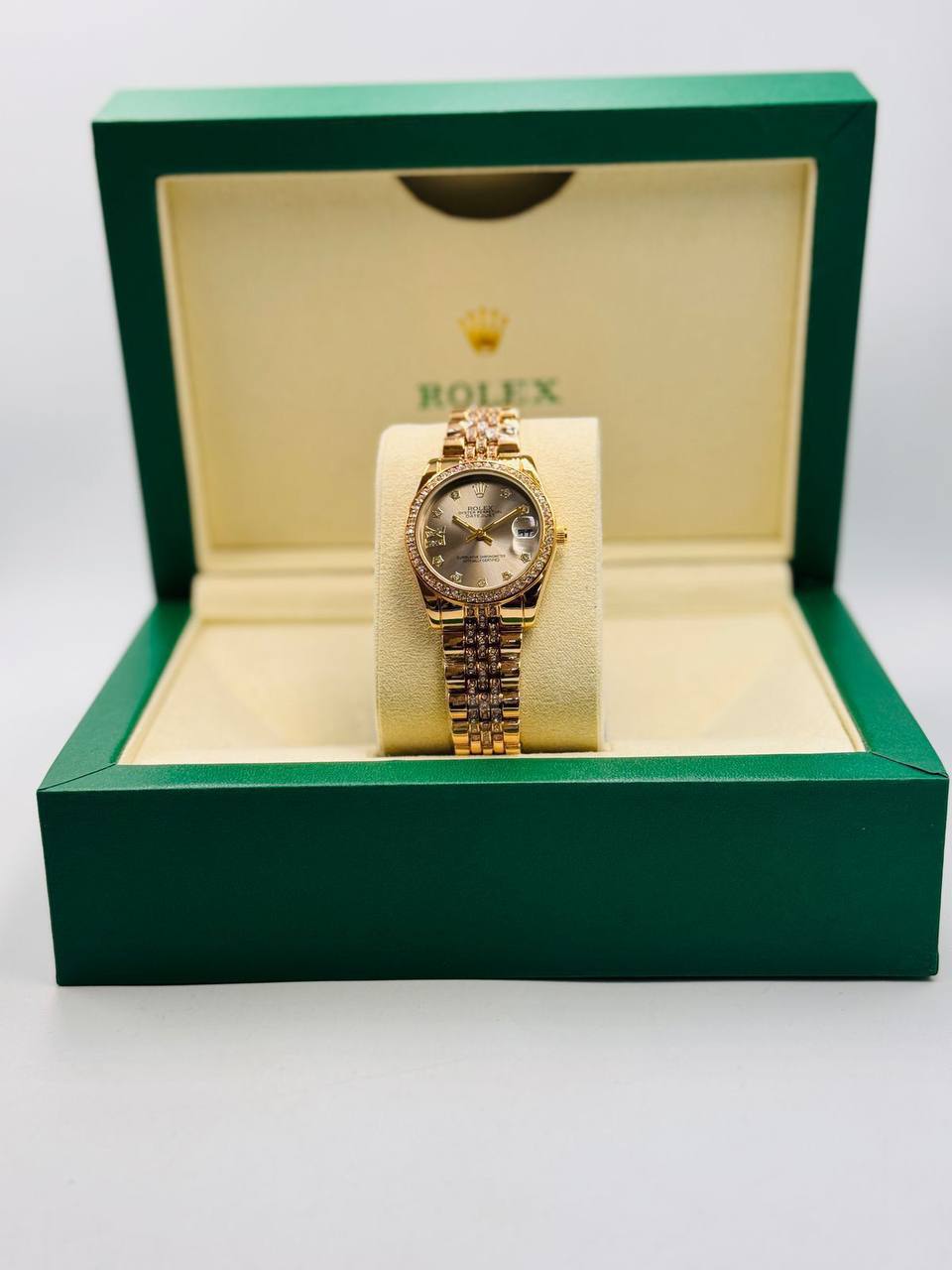 Rolex Ladies 
55 dhs🪙💚

Zain08