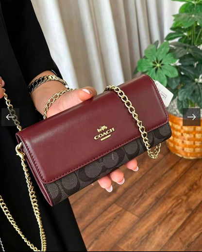 Coach
90 dhs💛
good-quality with box

Zain35
♥️♥️♥️
