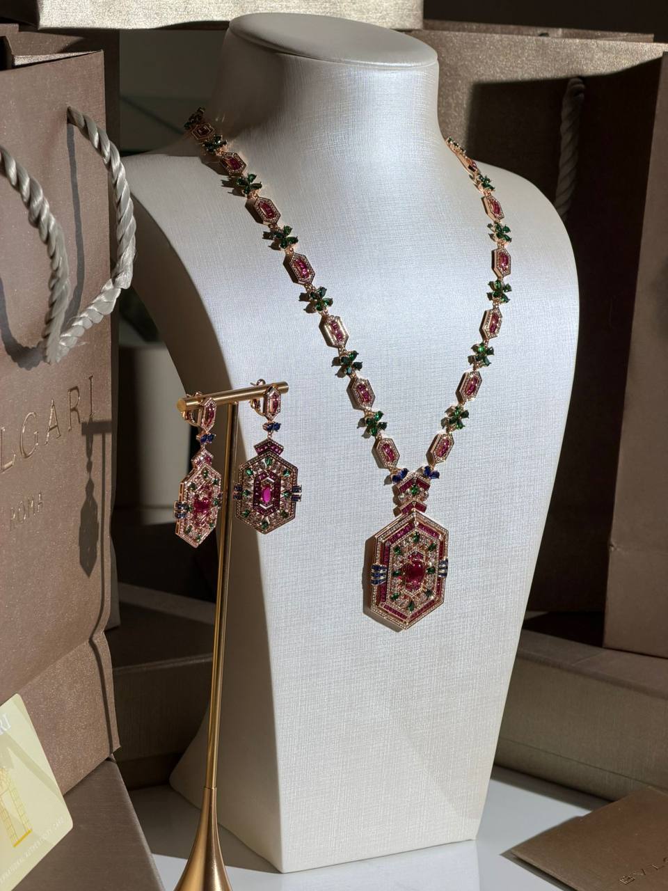 *BVlGARI*
New Collection 😍

Quality: Super Master 
Non -Tarnish color
* Necklace 
* ⁠Earrings
* ⁠For Price 👇 WTSP Text Zain 0568585901
* ⁠
* ⁠Zain268
♥️♥️♥️
