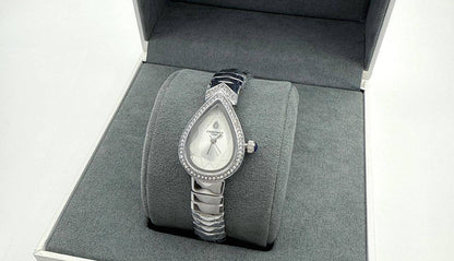 Ladies watch 
60 dhs🇦🇪

Zain45
♥️♥️♥️
