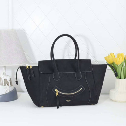 CELINE 

HIGH QUALITY 

NEW CAME 
125 dhs🇦🇪🇦🇪

Zain295
♥️♥️♥️