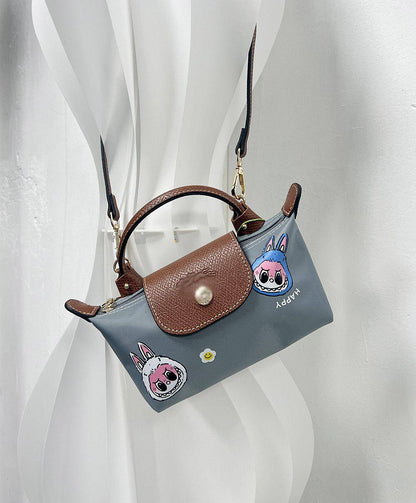 🎄Christmas gifts 🎊 
⛄️Labubu＋LongChamp 
1️⃣ First  Quality 
Size：20 * 10 * 5 cm
45 dhs🪙🌨️

Zain115
♥️♥️♥️