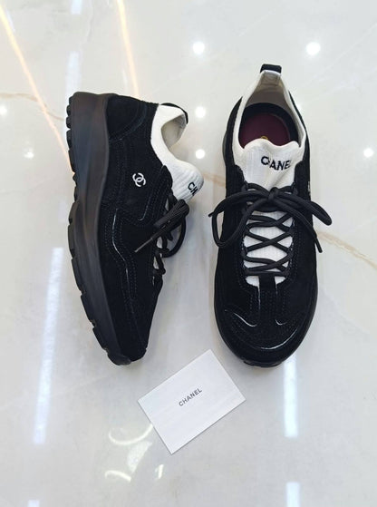 Chanel🔥

Super master 

 36-42🥳

450 dhs 

Zain119
♥️♥️♥️