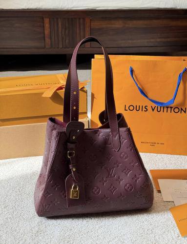 Master Bags
For Price 👇 WTSP Text Zain 0568585901

Zain111
♥️♥️♥️