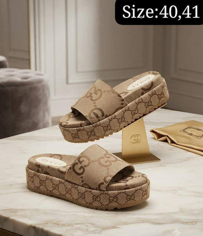 GUCCI SLIPPER 
GOOD QUALITY 
90 dhs✅

Zain40
 ♥️♥️♥️