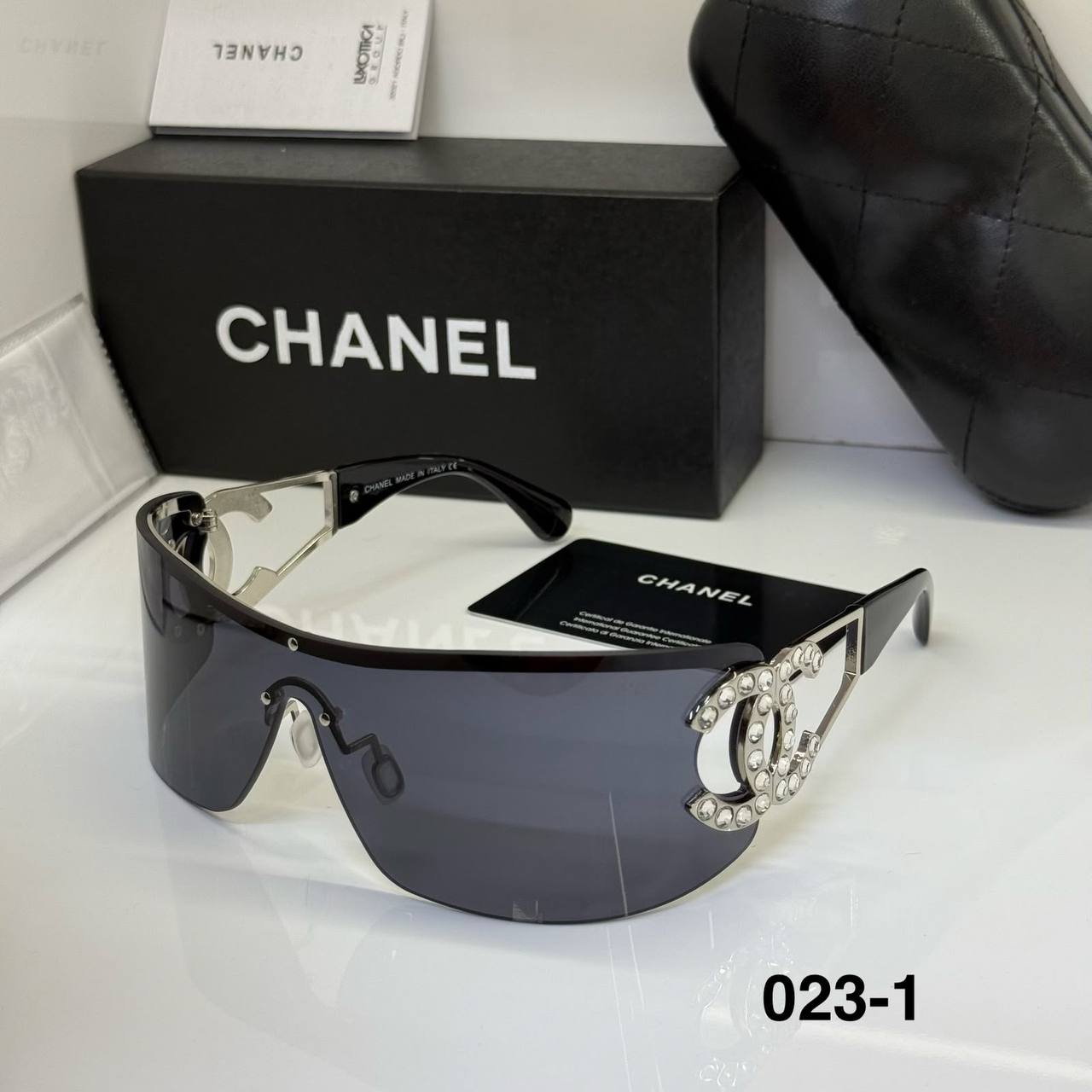 SUNGLASSES 🕶️
GOOD QUALITY 
50 dhs🇦🇪🇦🇪

Zain40
♥️♥️♥️