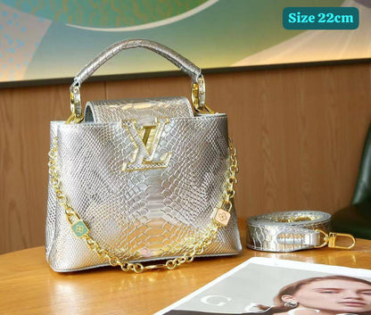 LV
Good quality 
with box 
130 dhs💓

Zain186
♥️♥️♥️