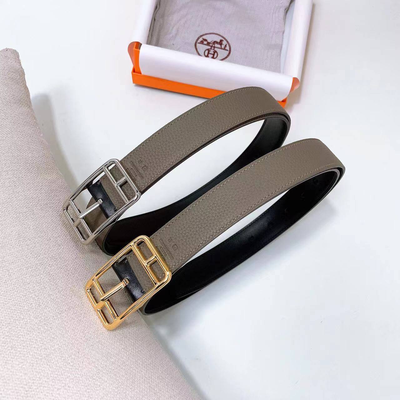 Hermes for men
💜*Super Master* 💜
320 dhs✅

Zain160
♥️♥️♥️