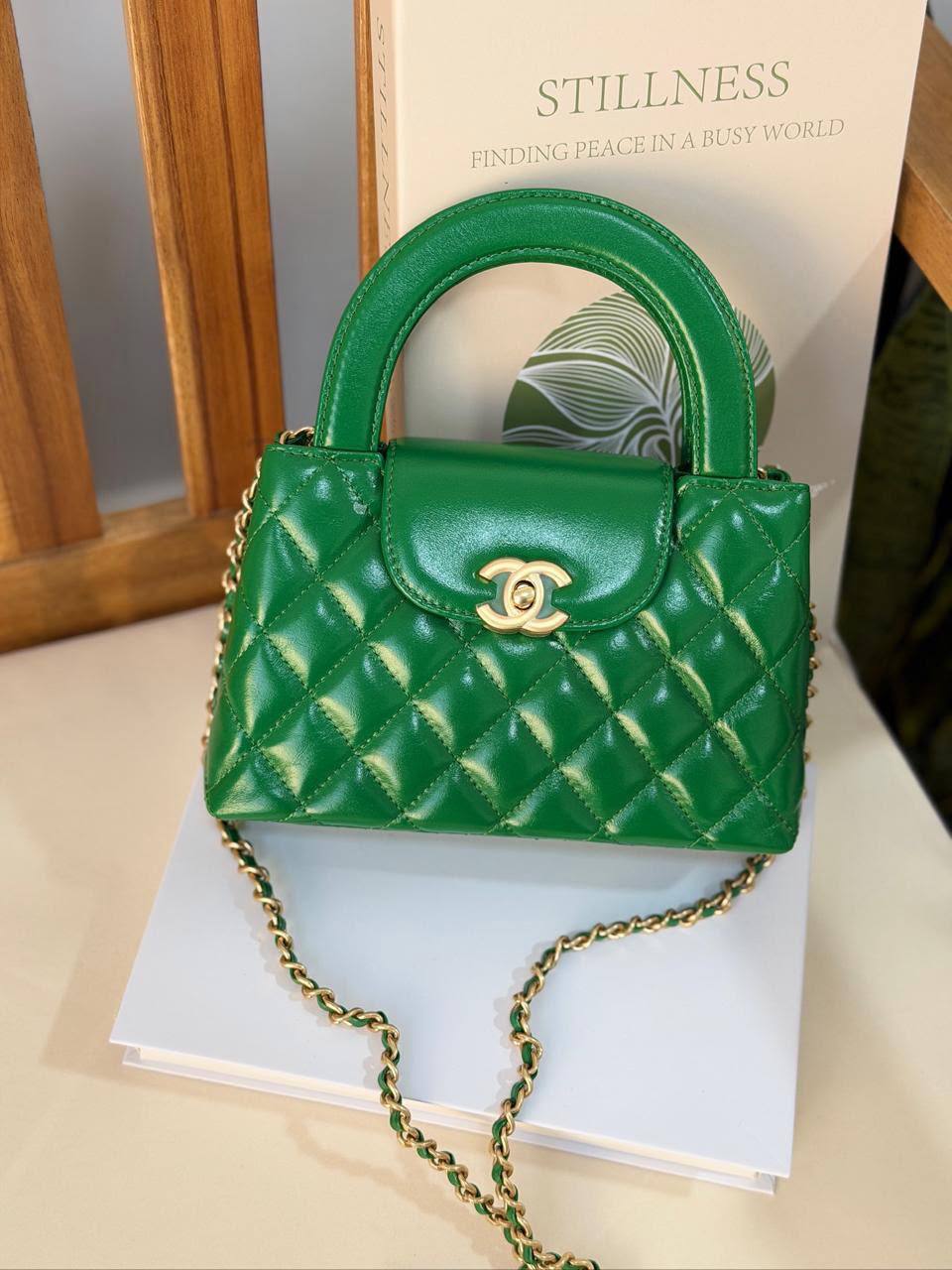 CHANEL 💫
Super Master Quality ⚡️
Original Packing 🎁
Size 19Cm📏

For Price 👇 WhatsApp✅
0568585901 
0507557372
0552275751 Owner Zain 👌

Zain321
♥️♥️♥️