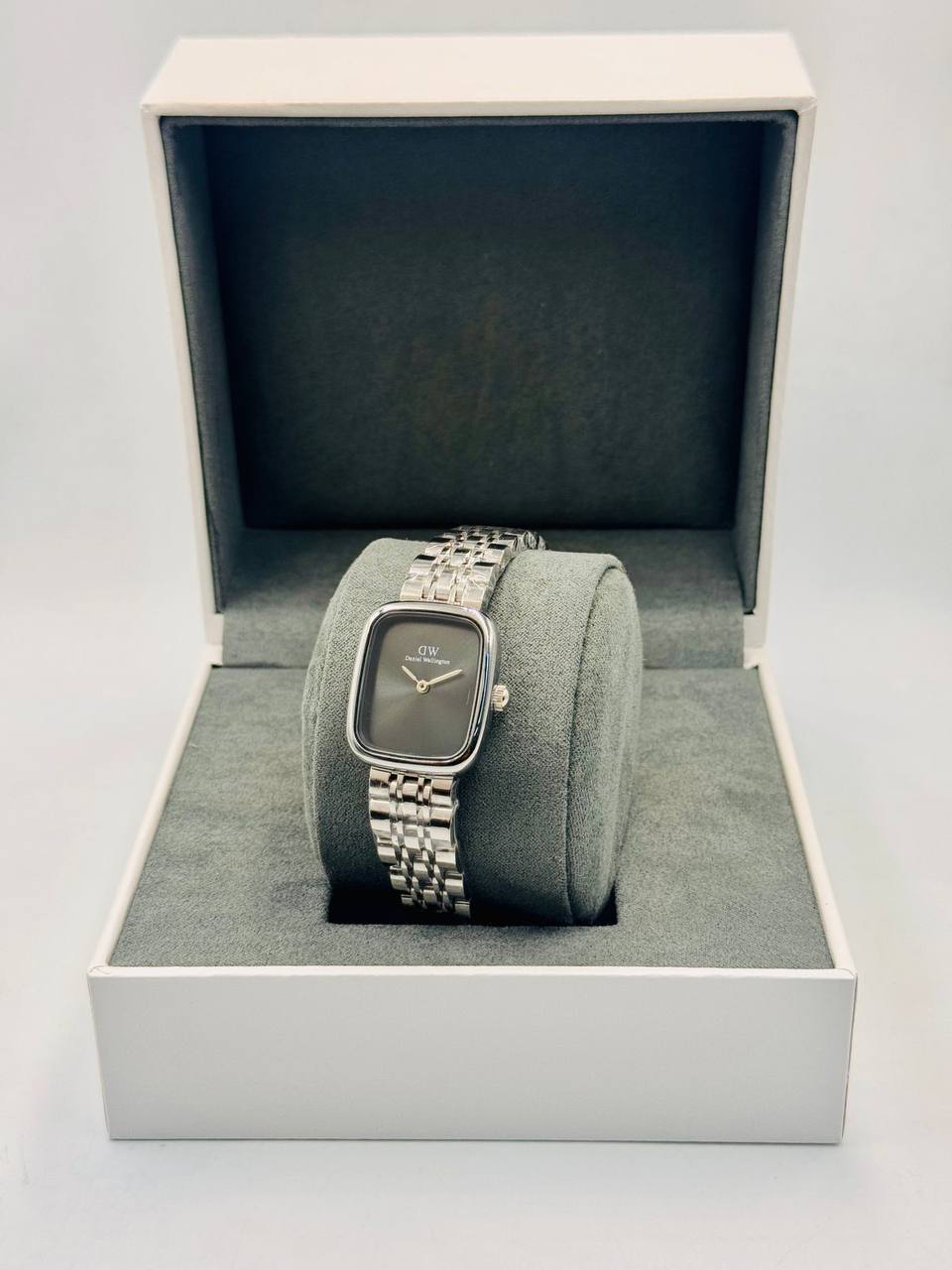 DW Ladies
*New Arrival*🔥
60 dhs✅

Zain08
♥️♥️♥️