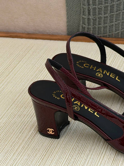 CHANEL
QUALITY:SUPER MASTER 😍💥
SIZE:36 TO 42😍🥰
450 dhs🇦🇪🇦🇪

Zain319
♥️♥️♥️