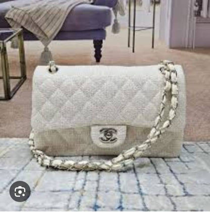 Chanel 
120 dhs✅ 
with box

Zain235
♥️♥️♥️