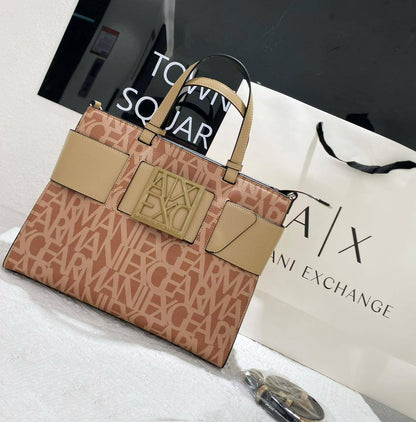 ARMANI COPY ONE 
NEW CAME  
150 dhs🪙🌨️

Zain39
♥️♥️♥️