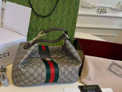 Gucci
with box
🎁🎁🎁

good quality


110 dhs

Zain203
♥️♥️♥️