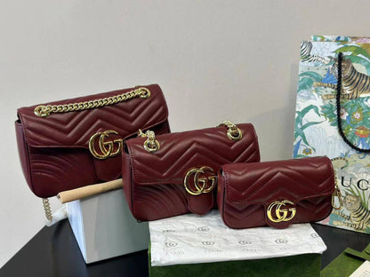 GUCCI 
Master
17CM 220 dhs💓
22CM 240 dhs💓
26CM 260 dhs💓

     WITH BOX
🎁🎁🎁

Zain131
♥️♥️♥️