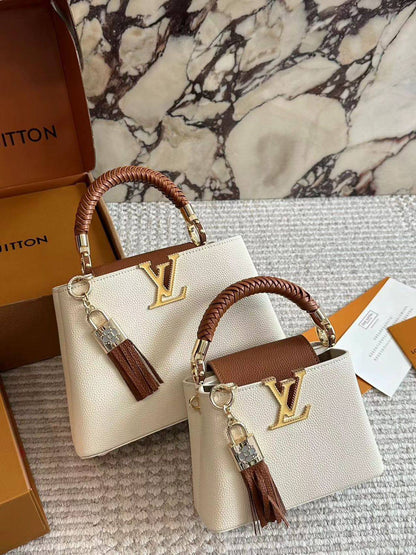 LV
22cm 140 dhs✅  
27CM 150 dhs✅  
Withbox

Zain143
🌺🌺🌺